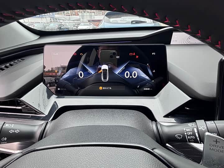 Фото 8 - Changan Oshan Z6