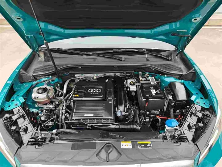 Фото 9 - Audi Q2L
