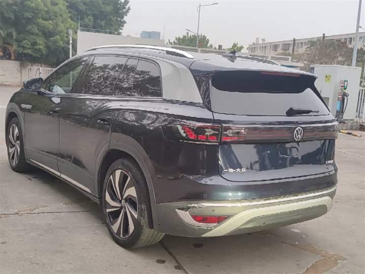 Фото 4 - Volkswagen ID.6 Crozz