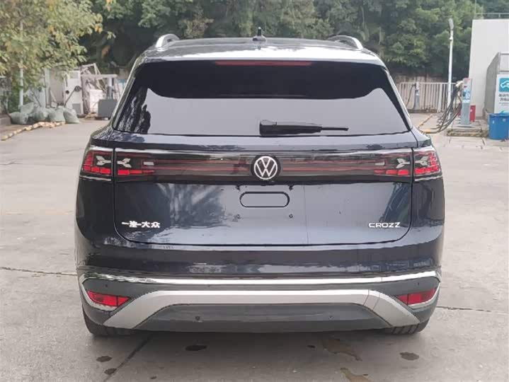 Фото 5 - Volkswagen ID.6 Crozz