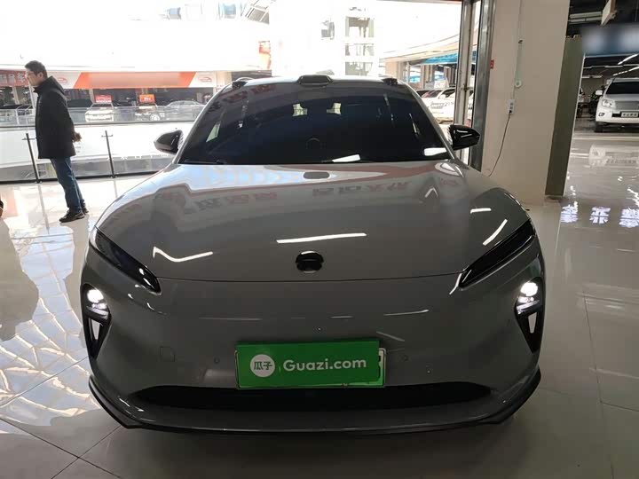 Фото 3 - Nio ET5T