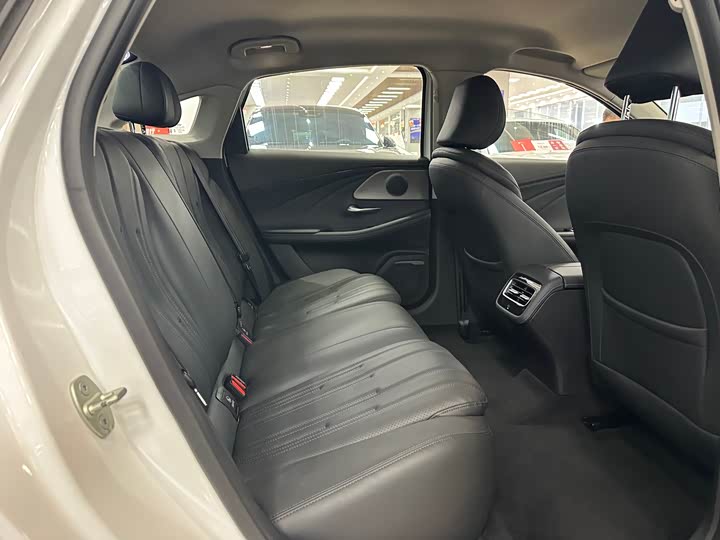 Фото 9 - Chery Fulwin A8