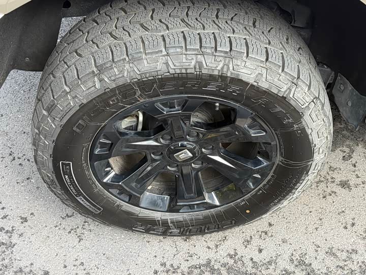 Фото 8 - Tank 400 Hybrid