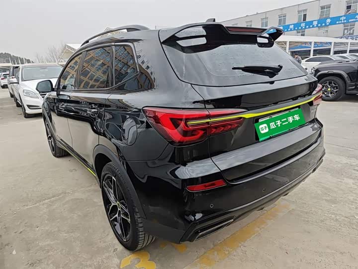 Фото 5 - Roewe RX5 Hybrid