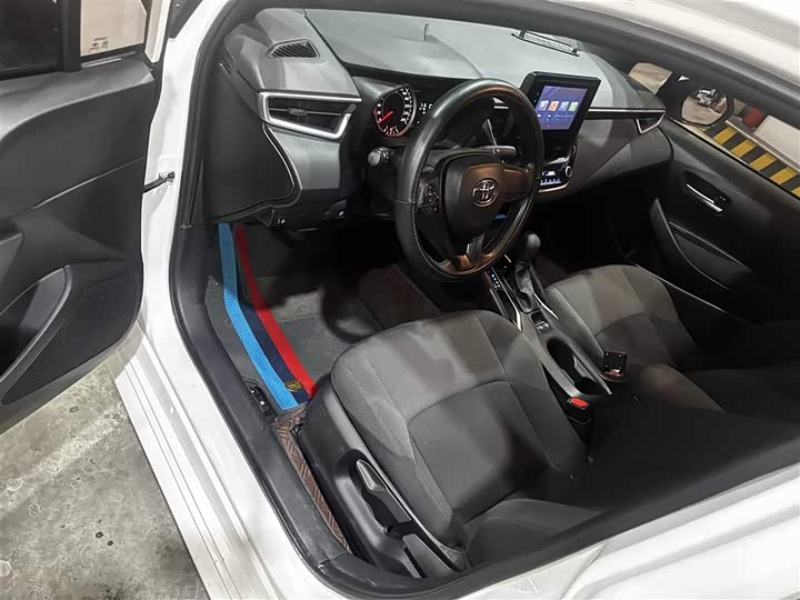 Фото 5 - Toyota Levin