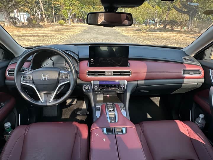 Фото 5 - Honda Avancier