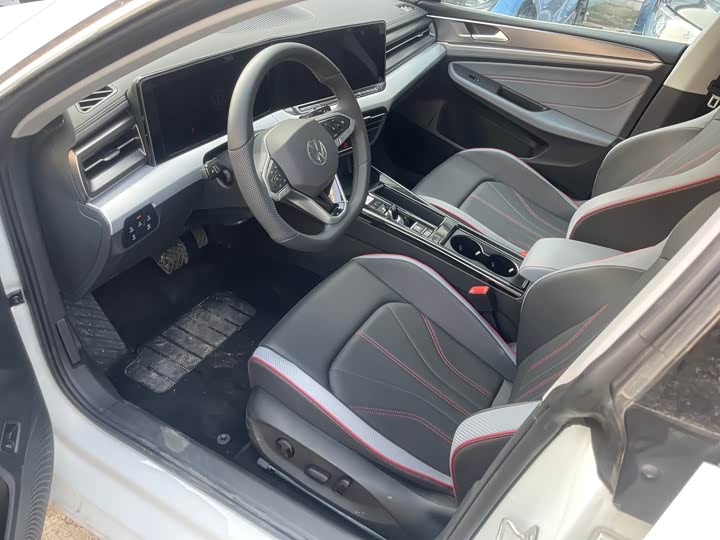 Фото 2 - Volkswagen Lamando L