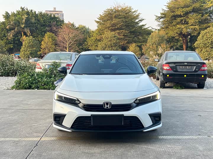 Фото 2 - Honda Civic