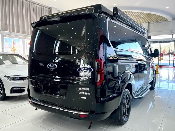 Фото 4 - Ford Transit