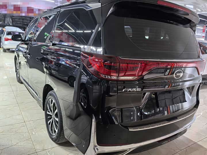 Фото 4 - GAC Trumpchi M8