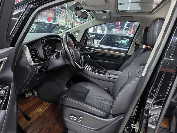 Фото 7 - GAC Trumpchi M8