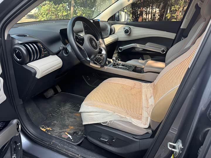 Фото 6 - BYD Yuan Plus