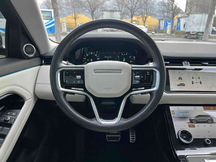 Фото 8 - Land Rover Range Rover Evoque L