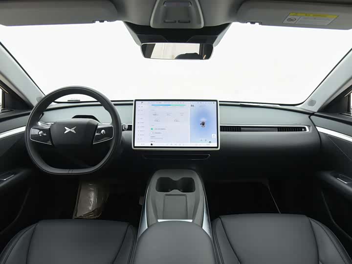 Фото 9 - XPeng Mona M03