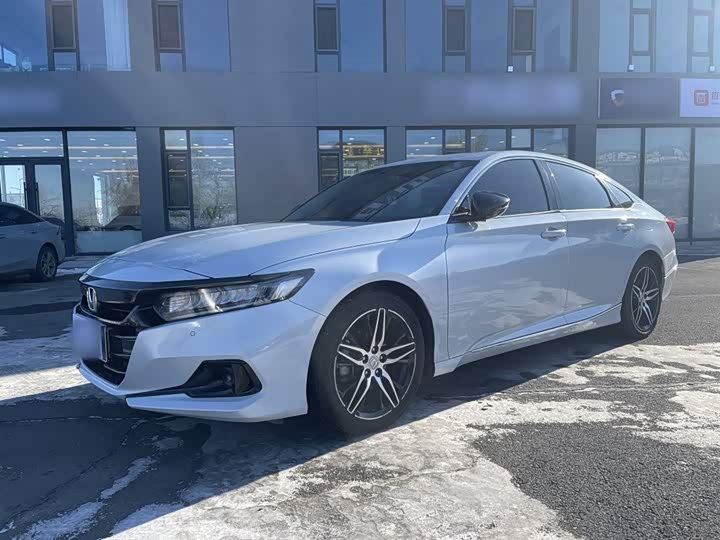 Фото 2 - Honda Accord