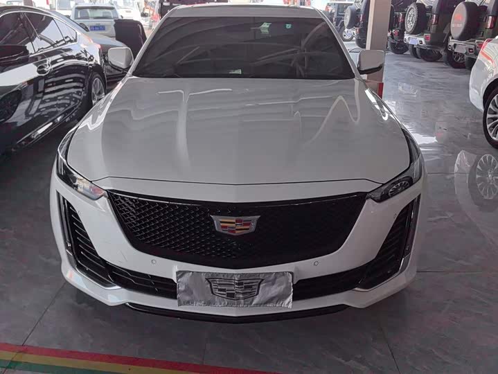 Фото 2 - Cadillac CT5