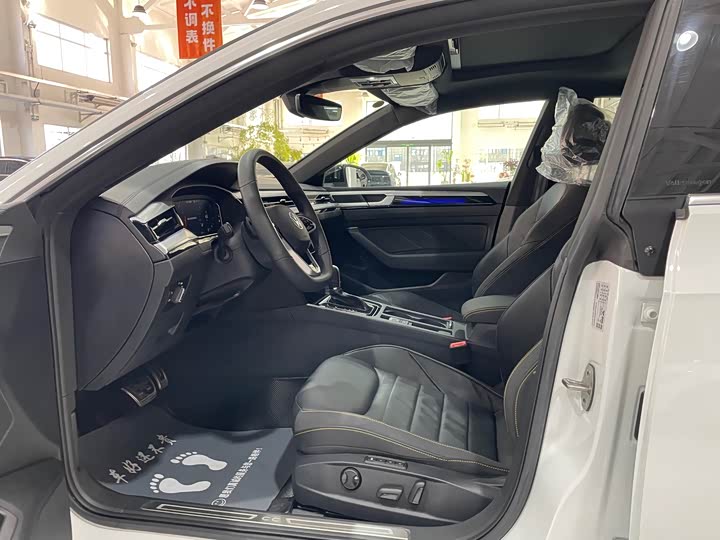 Фото 8 - Volkswagen CC