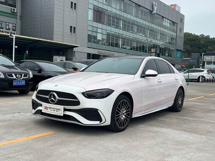 Фото 1 - Mercedes-Benz C-Class