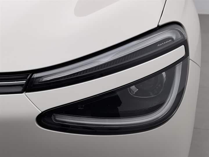 Фото 7 - Dongfeng Nammi 01