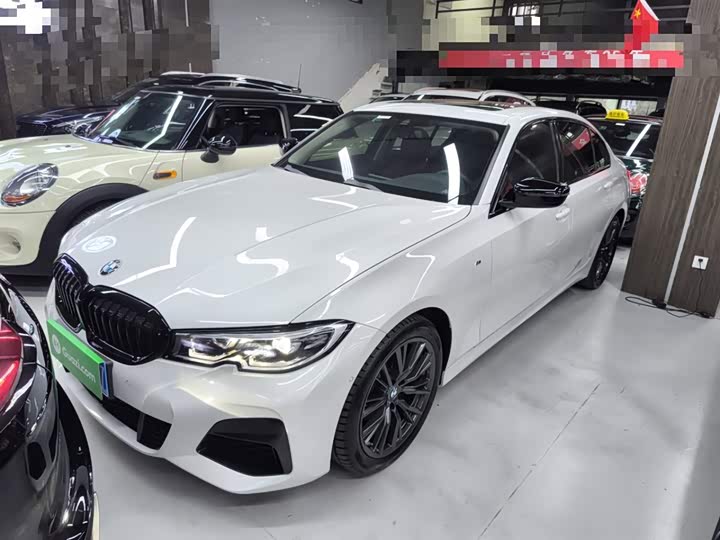 Фото 2 - BMW 3 Series