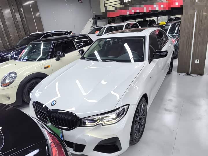 Фото 3 - BMW 3 Series