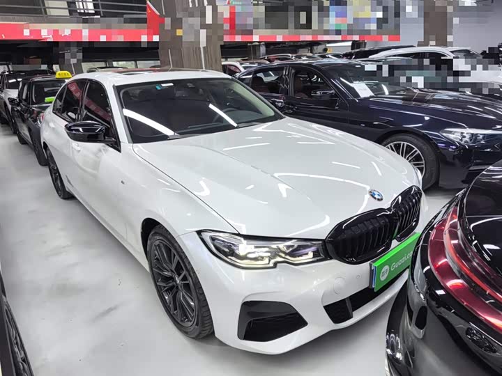 Фото 4 - BMW 3 Series