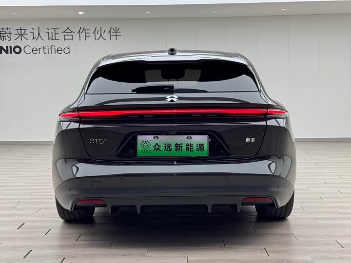 Фото 6 - Nio ET5T