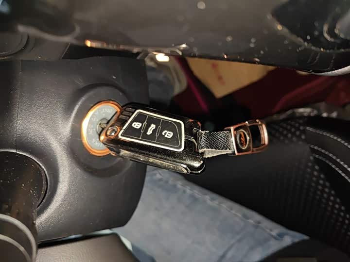 Фото 9 - Mitsubishi Outlander