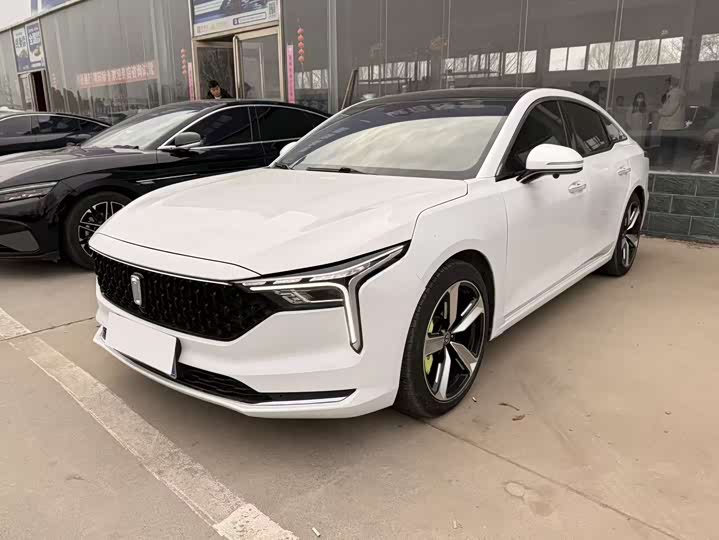 Фото 1 - Bestune B70