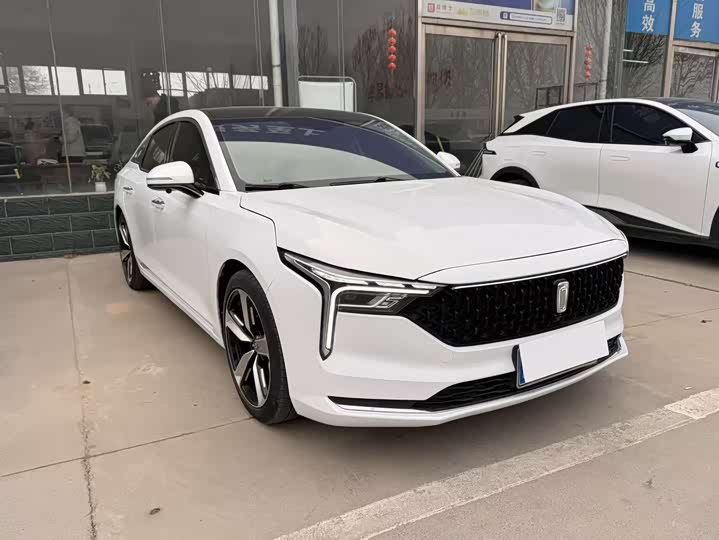 Фото 3 - Bestune B70