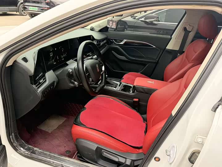 Фото 4 - Bestune B70