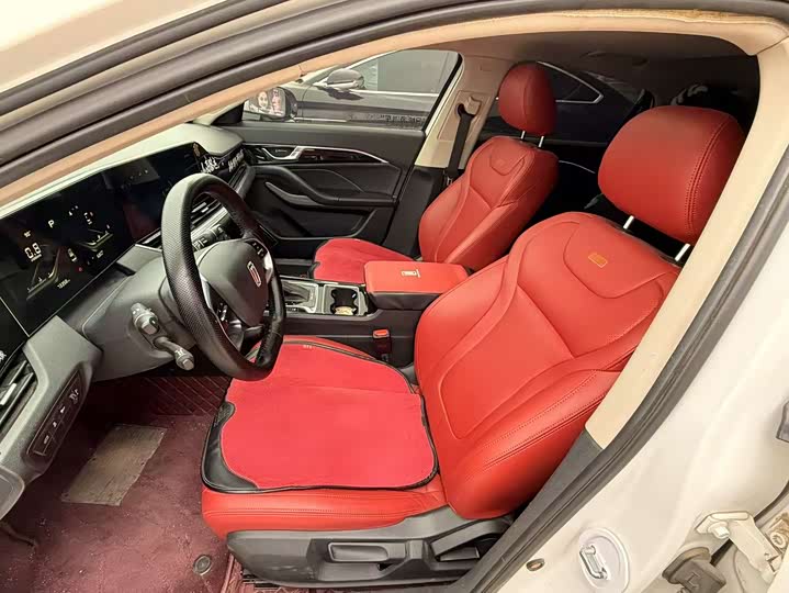 Фото 5 - Bestune B70