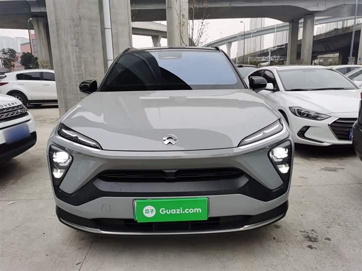 Фото 3 - Nio ES6