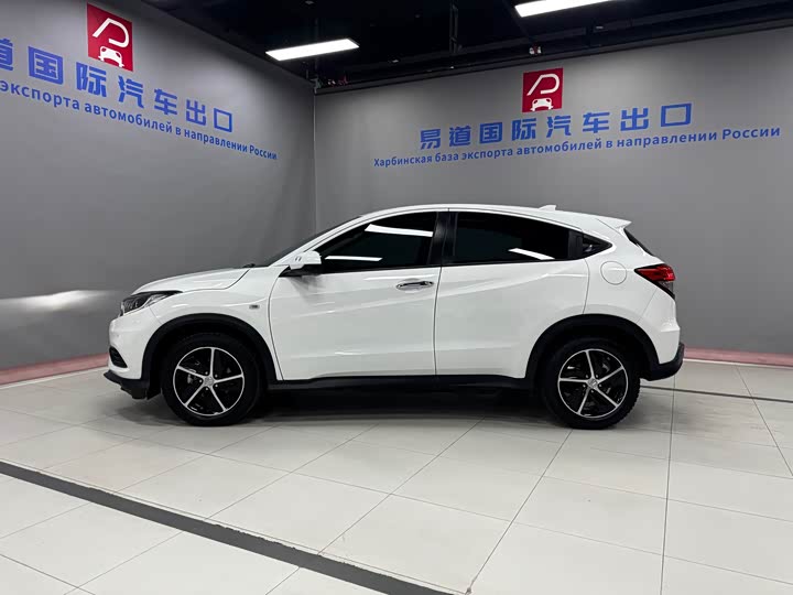 Фото 7 - Honda Vezel