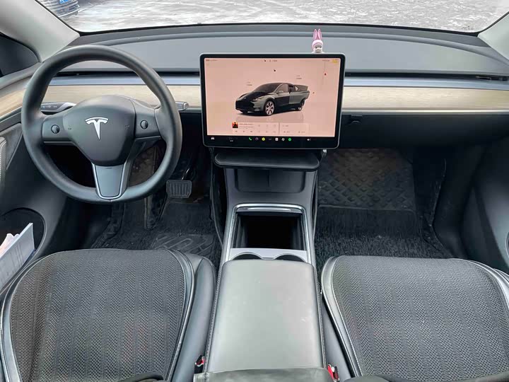 Фото 7 - Tesla Model Y