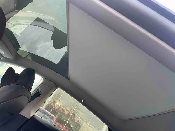 Фото 8 - Tesla Model Y