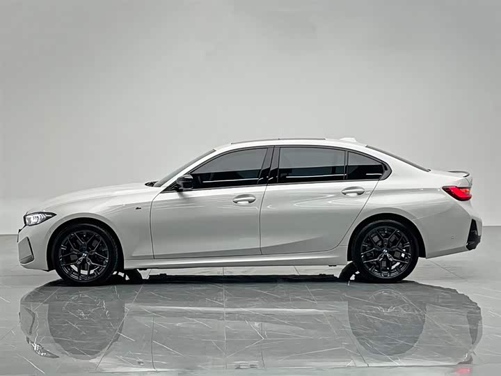 Фото 3 - BMW 3 Series