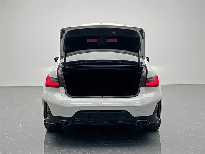 Фото 9 - BMW 3 Series