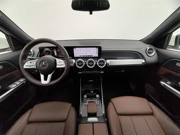 Фото 5 - Mercedes-Benz GLB-Class