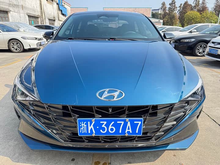 Фото 2 - Hyundai Elantra N line