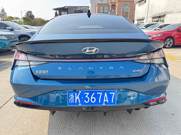 Фото 5 - Hyundai Elantra N line