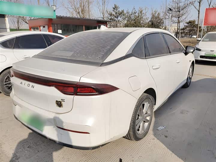 Фото 7 - GAC Aion S