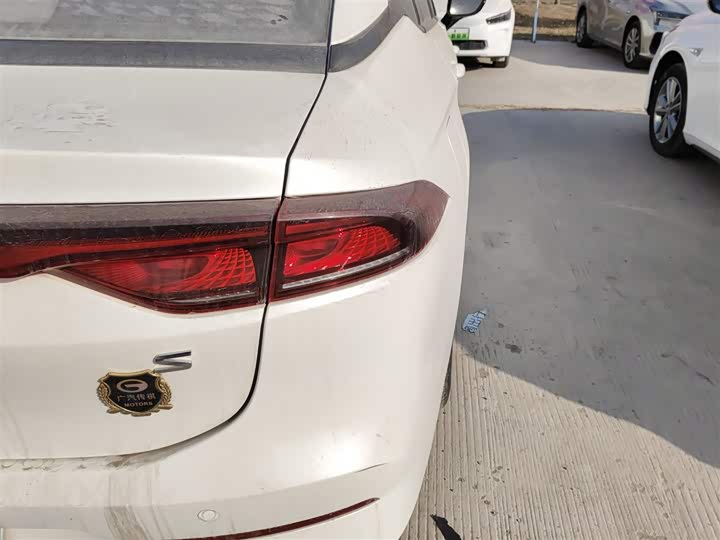 Фото 8 - GAC Aion S