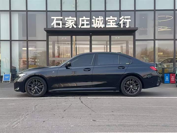 Фото 3 - BMW 3 Series