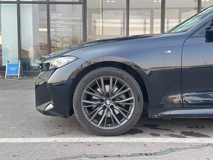 Фото 4 - BMW 3 Series