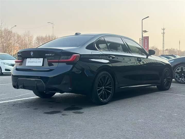 Фото 8 - BMW 3 Series