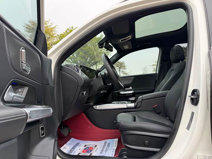 Фото 5 - Mercedes-Benz GLB-Class