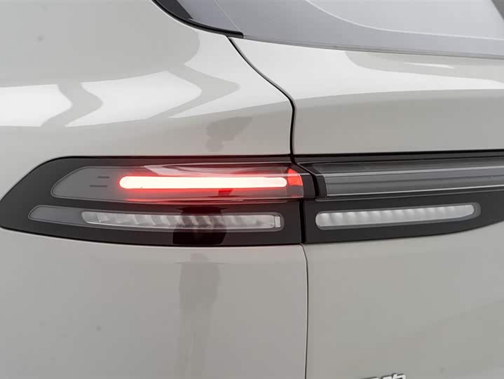 Фото 9 - Leapmotor C10