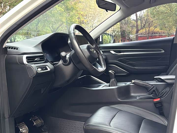 Фото 4 - Geely Emgrand