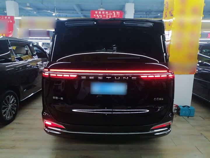 Фото 6 - Bestune M9